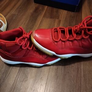 Jordan 11 win like 96-size 13
